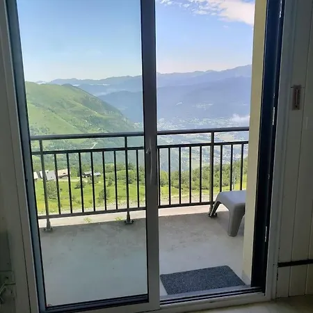 Vue Panoramique Sur Les Pyrenees *