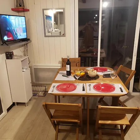 Vue Panoramique Sur Les Pyrenees *