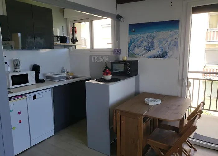 Vue Panoramique Sur Les Pyrenees *